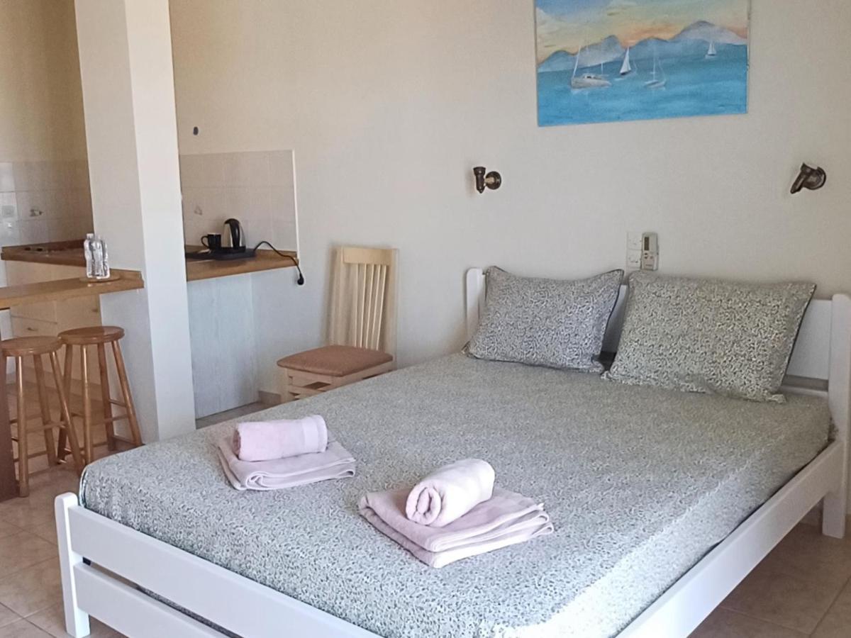 Flora Studios Corfu - Adults Only Benitses  Esterno foto